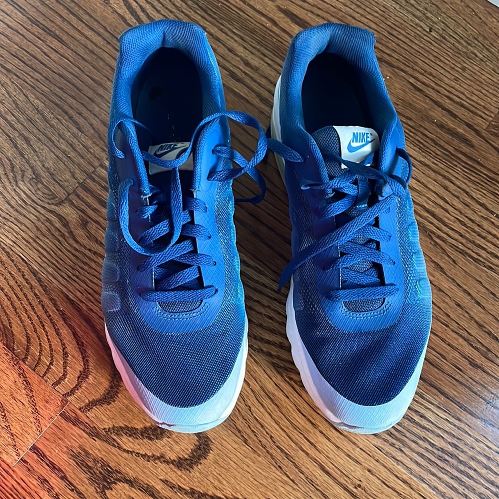 Nike Air men’s Shoes like new size 11